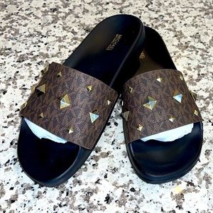 Michael Kors Slides